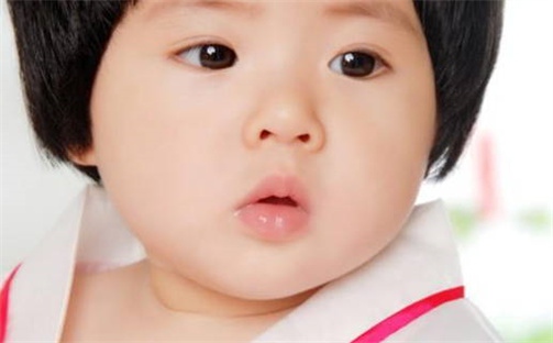 阳光郑姓男宝命名指南