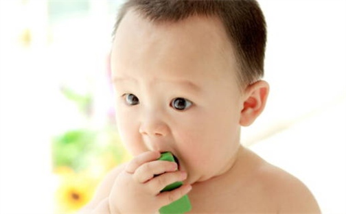 彭姓女孩五行命名分析