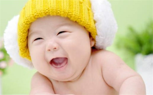 2025年10月30日出生万姓女宝宝八字五行取名禁忌与建议