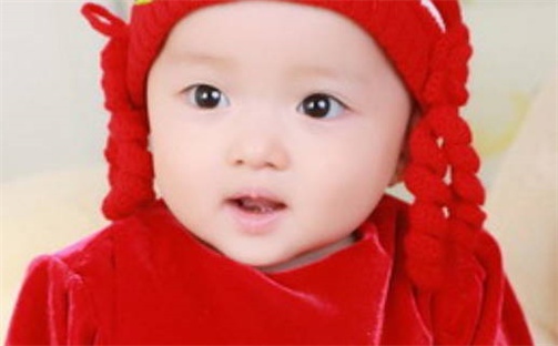 邱姓吉祥平安的女孩名字